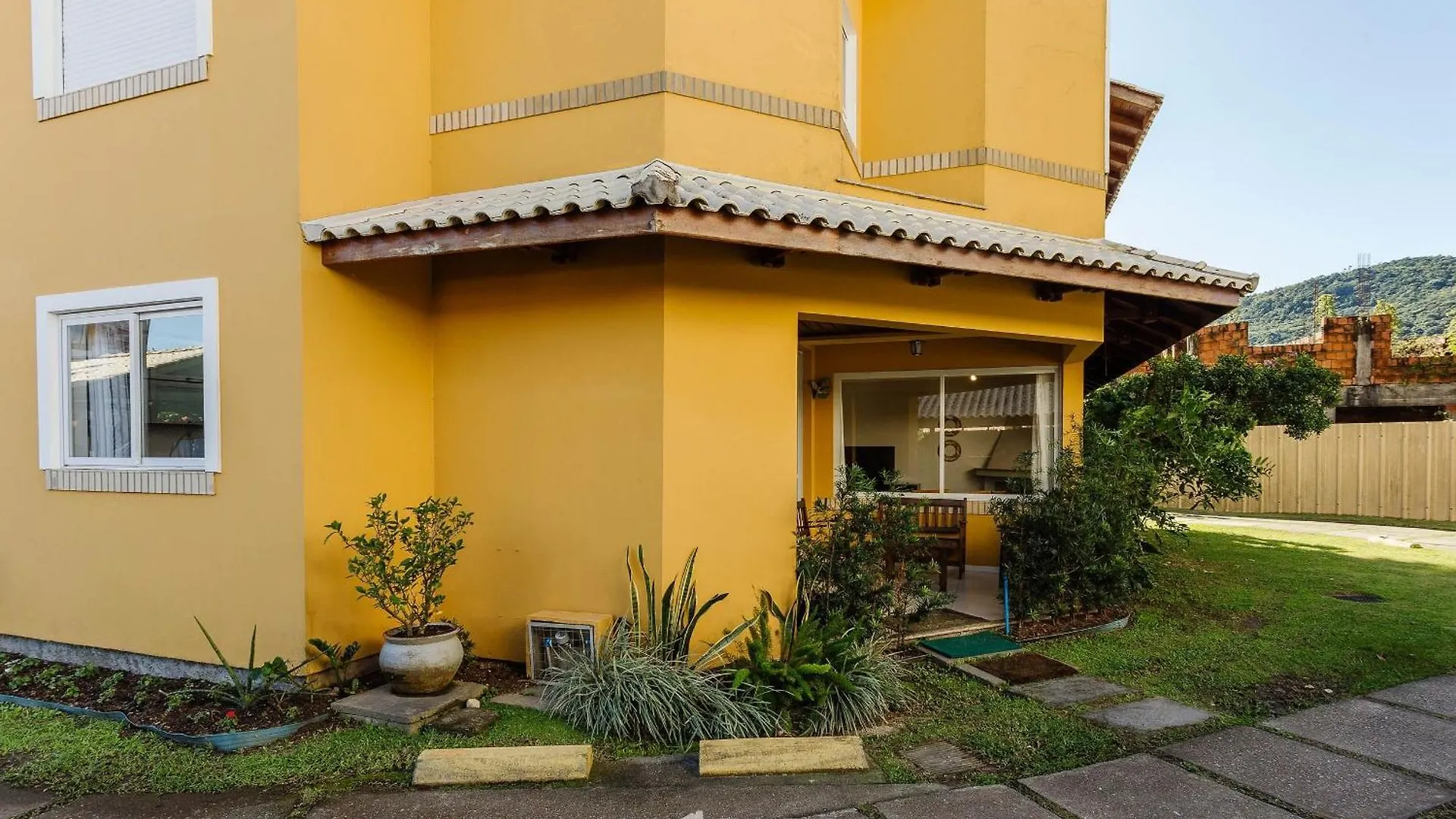 Casa Em Condo Com Piscina, A 300M Da Praia Ali024 Florianópolis Dom wakacyjny